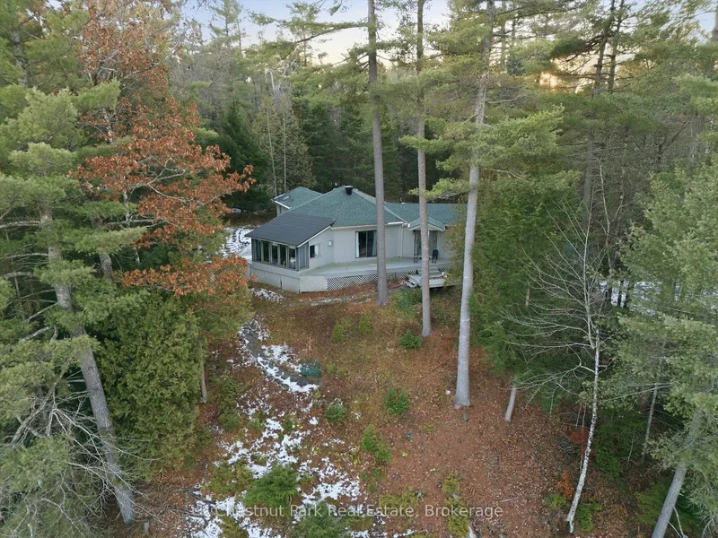 1077 Fairy Falls Road, Baysville, Ontario, Canada. - Photo 14