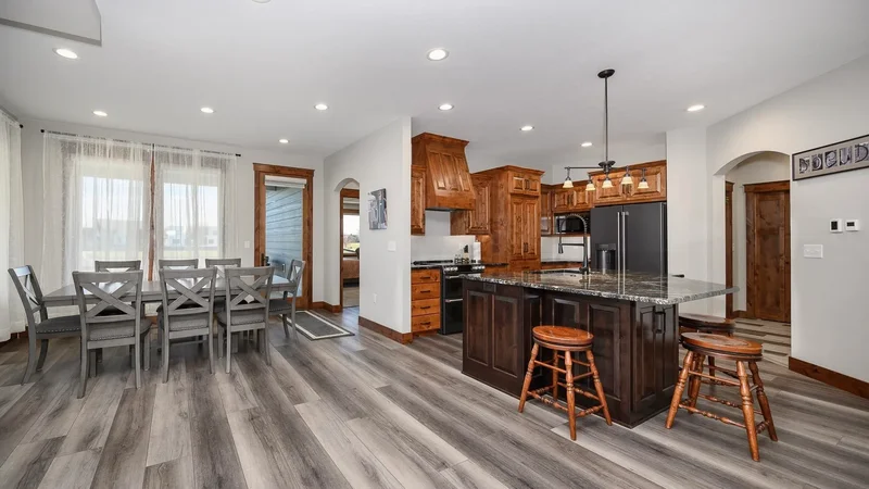 6209 Misty Waters Drive, Bismarck, ND 58503, Bismarck, North Dakota, United States. - Photo 14