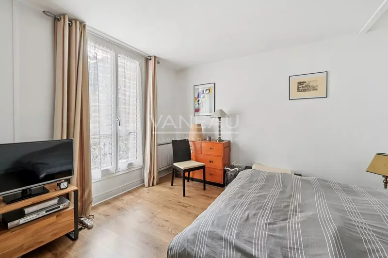 Paris, Île-de-France, France. - Photo 10
