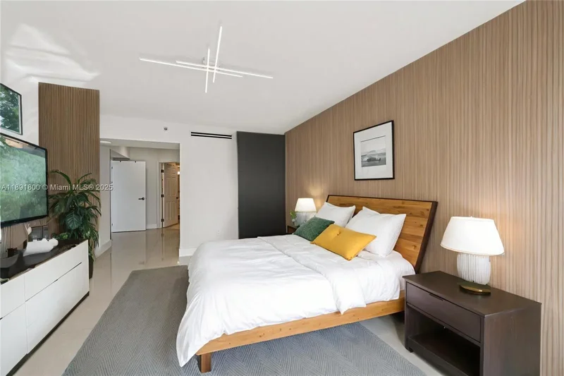 6301 Collins Ave 2203, Miami Beach, Florida, United States. - Photo 28