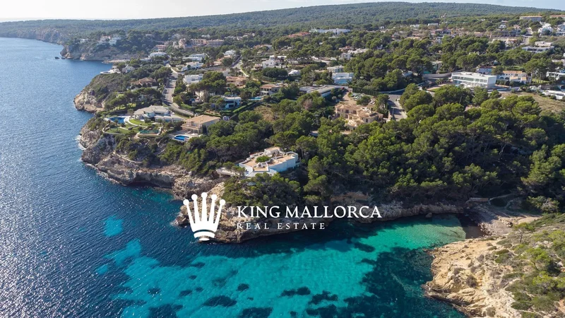 Building plot with open views in Sol de Mallorca, Calvià, ideal for a villa with private pool and ga
