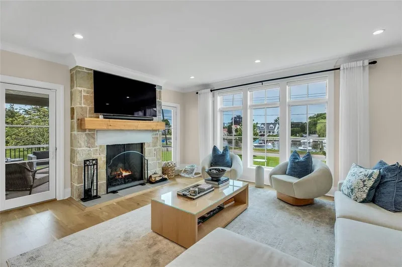 52 Concourse E, Brightwaters, New York, United States. - Photo 30