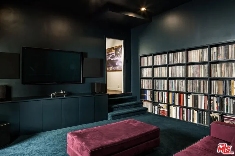 7064 La Presa Drive, Los Angeles, California, United States. - Photo 24