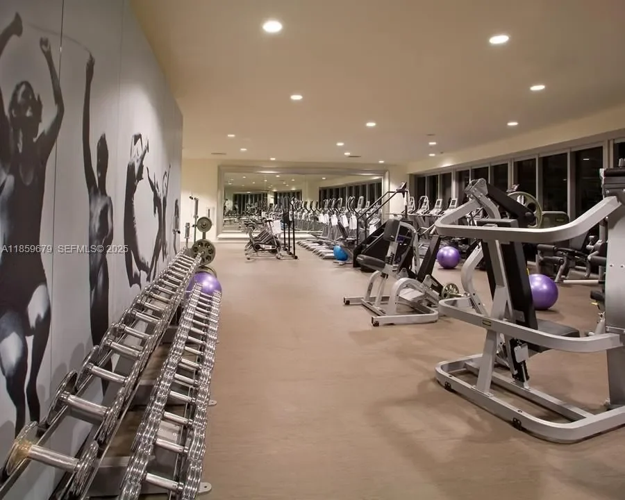 485 Brickell Ave 2210, Miami, Florida, United States. - Photo 30