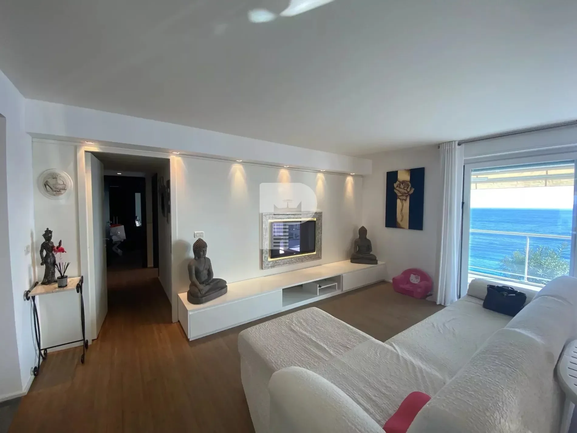 Gallery photo 1