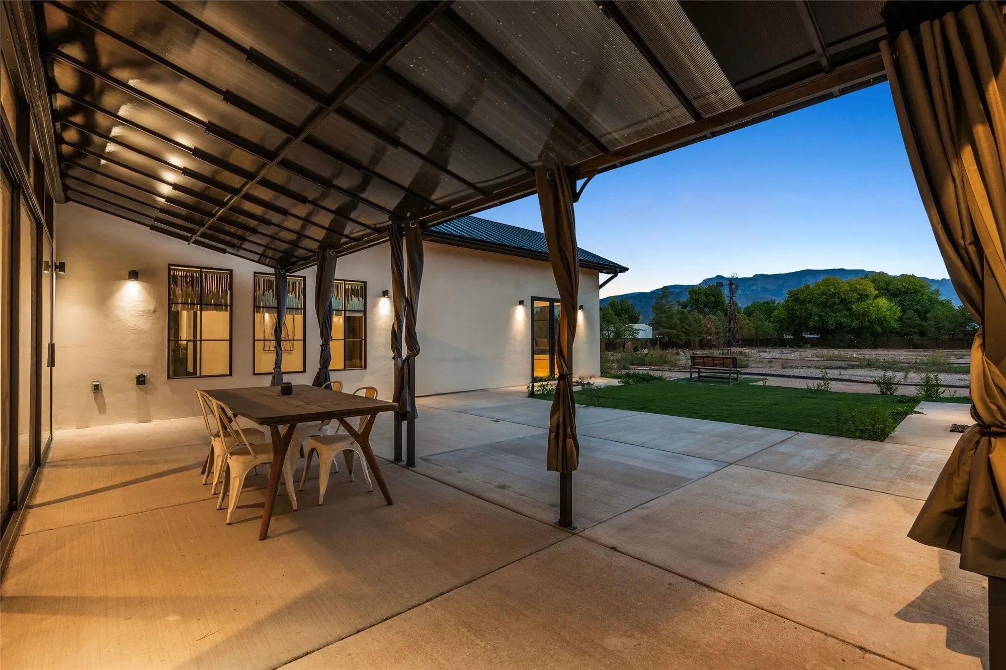 400 Perea Lane, Corrales, NM 87048, Corrales, New Mexico, United States. - Photo 26