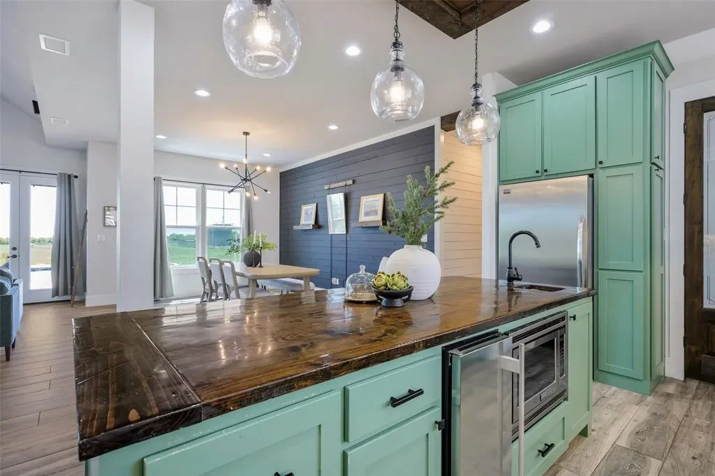12345 Flow Road, Krum, Texas, United States. - Photo 8