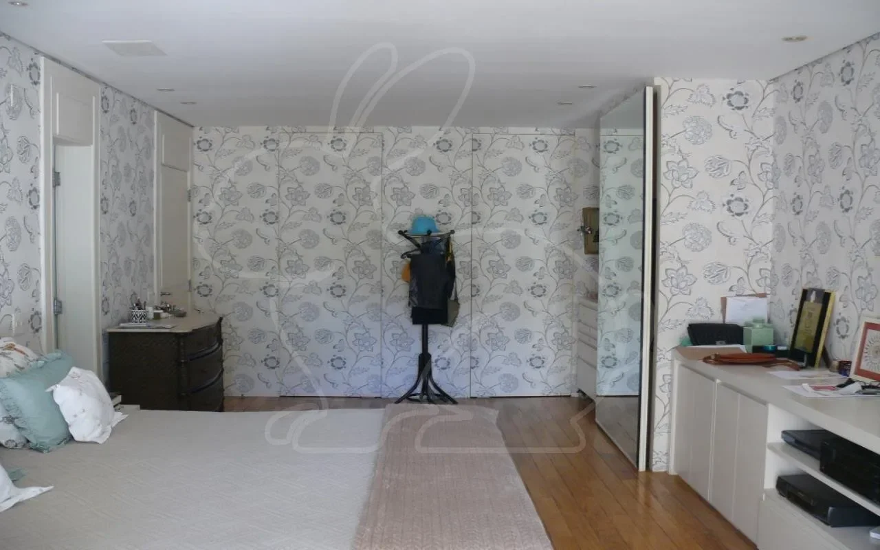 Gallery photo 12