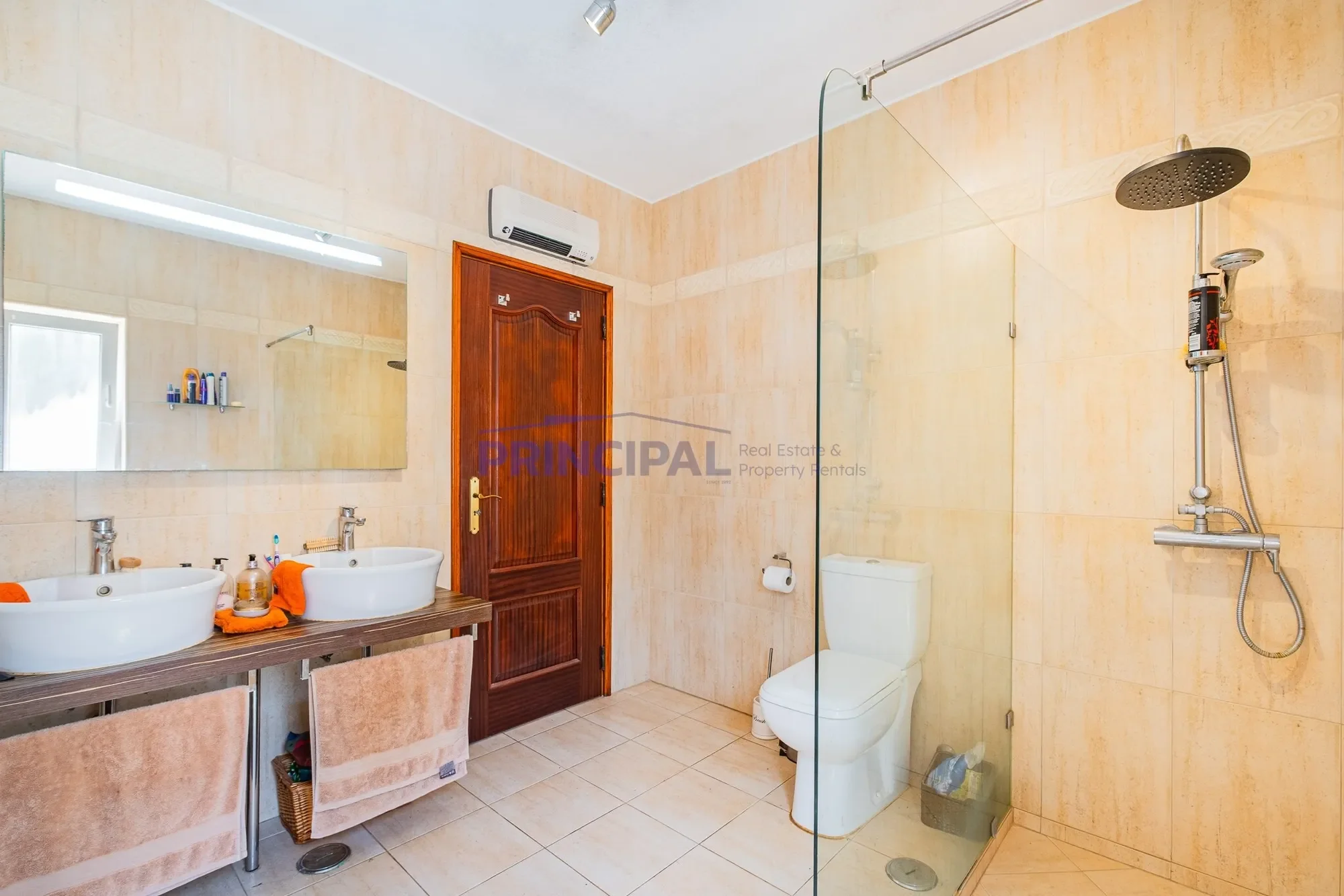 Gallery photo 10