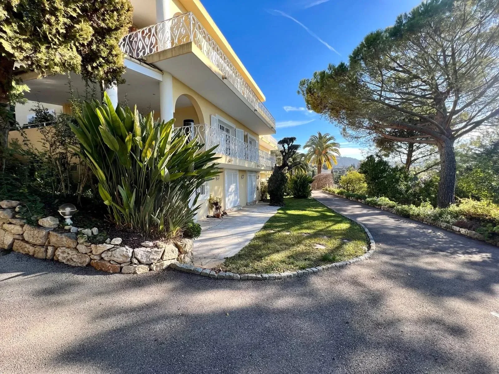 Nice, Provence-Alpes-Côte d'Azur, France. - Photo 23