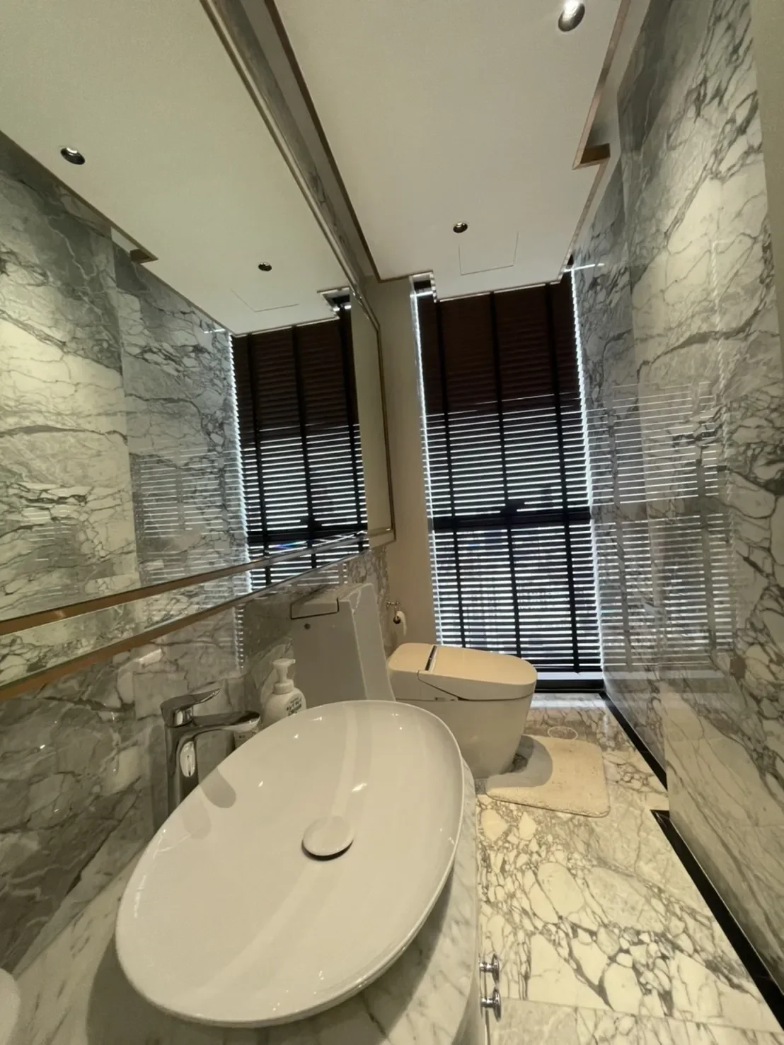 Gallery photo 2