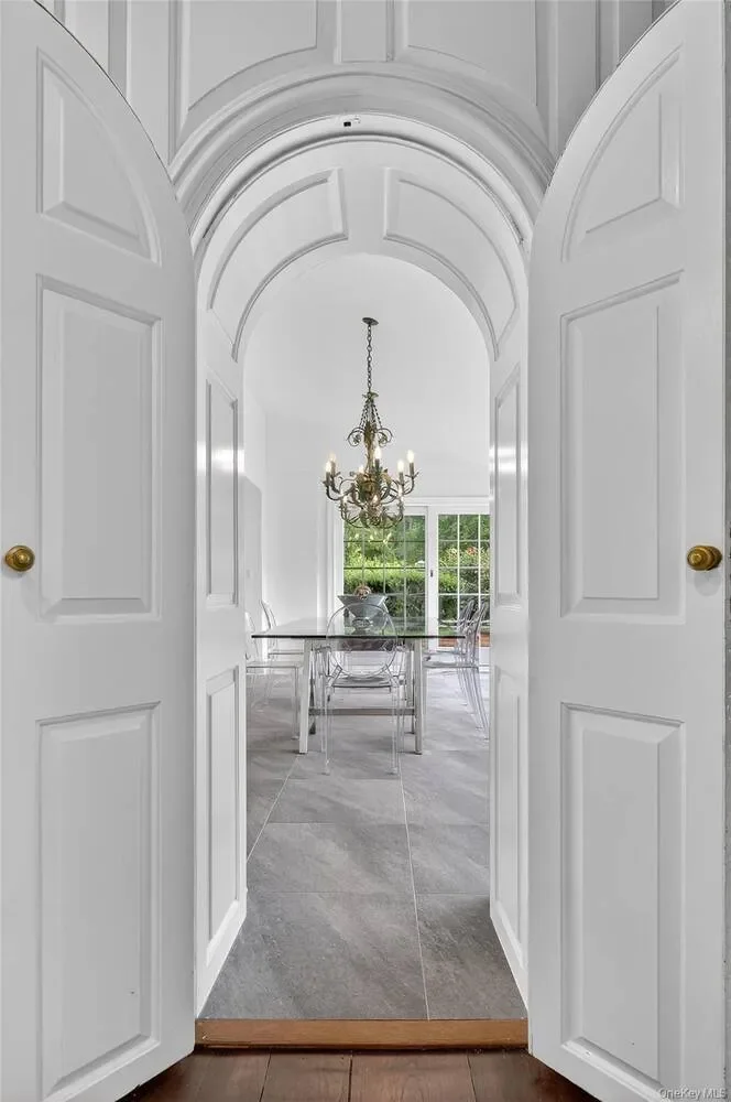 60 Piping Rock Road, Upper Brookville, New York, United States. - Photo 10