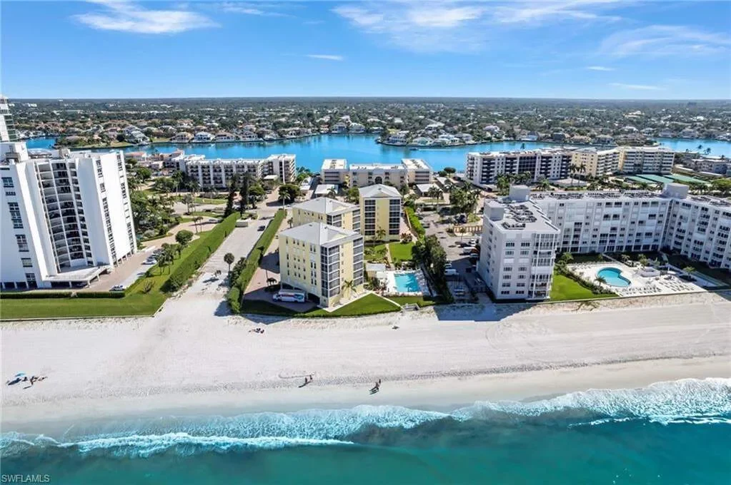 3483 Gulf Shore BLVD, #105, Naples, FL, 34103, USA, Naples, Florida, United States. - Photo 14