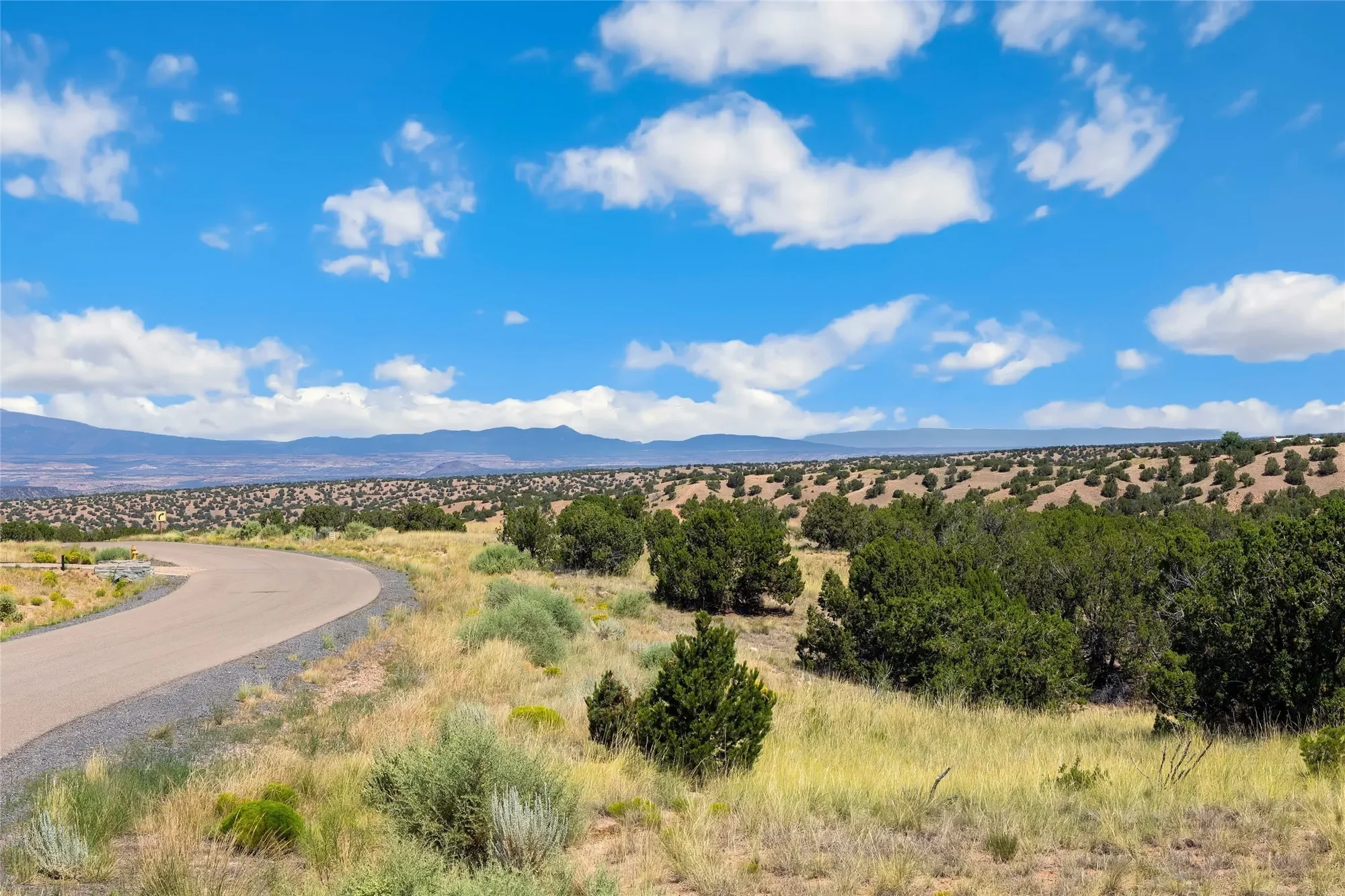 42 Via Del Caballo , Santa Fe, NM 87506, Santa Fe, New Mexico, United States. - Photo 8