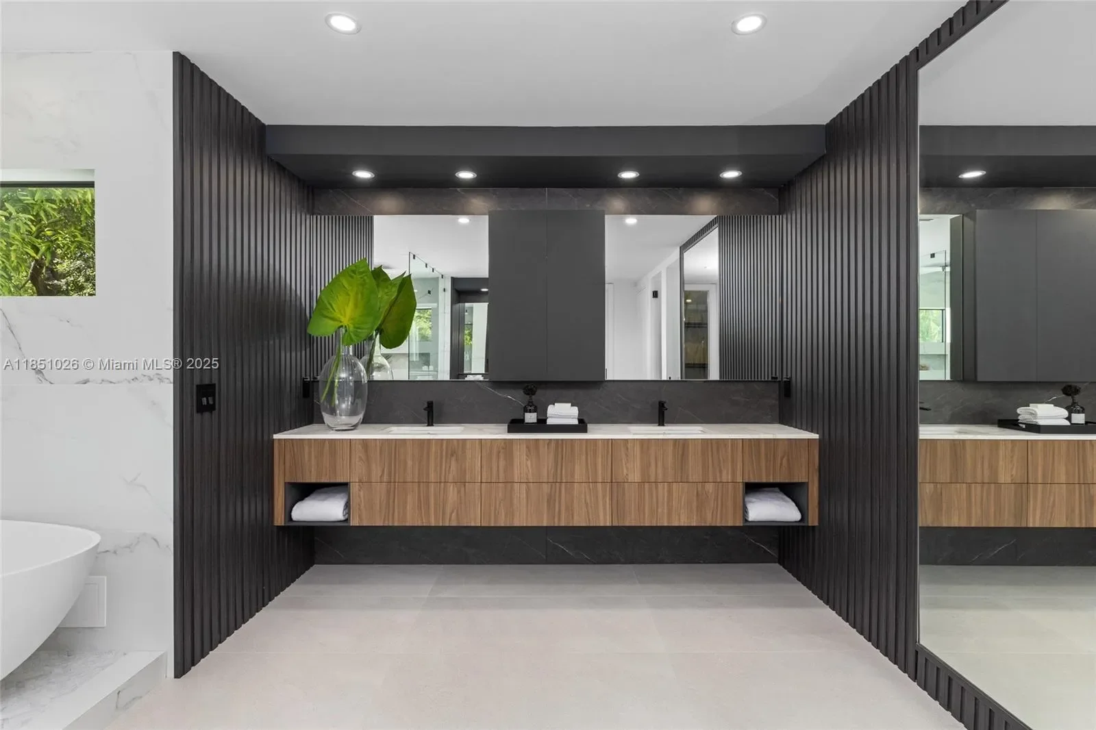 6445 SW 129th Ter, Coral Gables, Florida, United States. - Photo 13