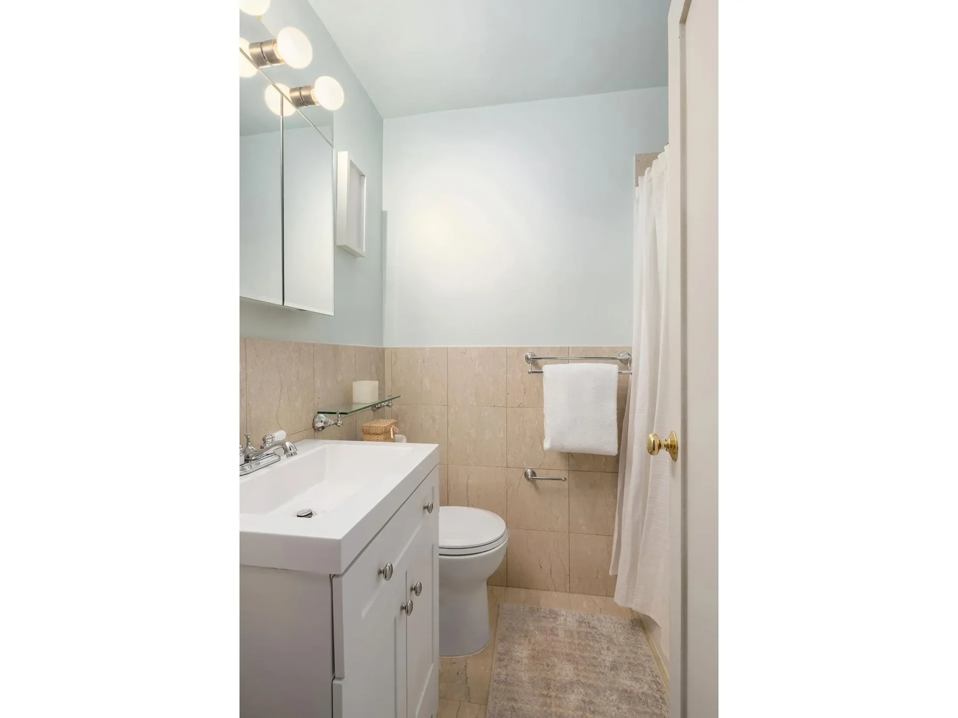 Gallery photo 2