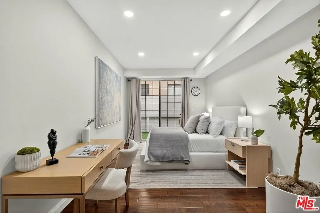315 N Swall Drive 103, Beverly Hills, California, United States. - Photo 45