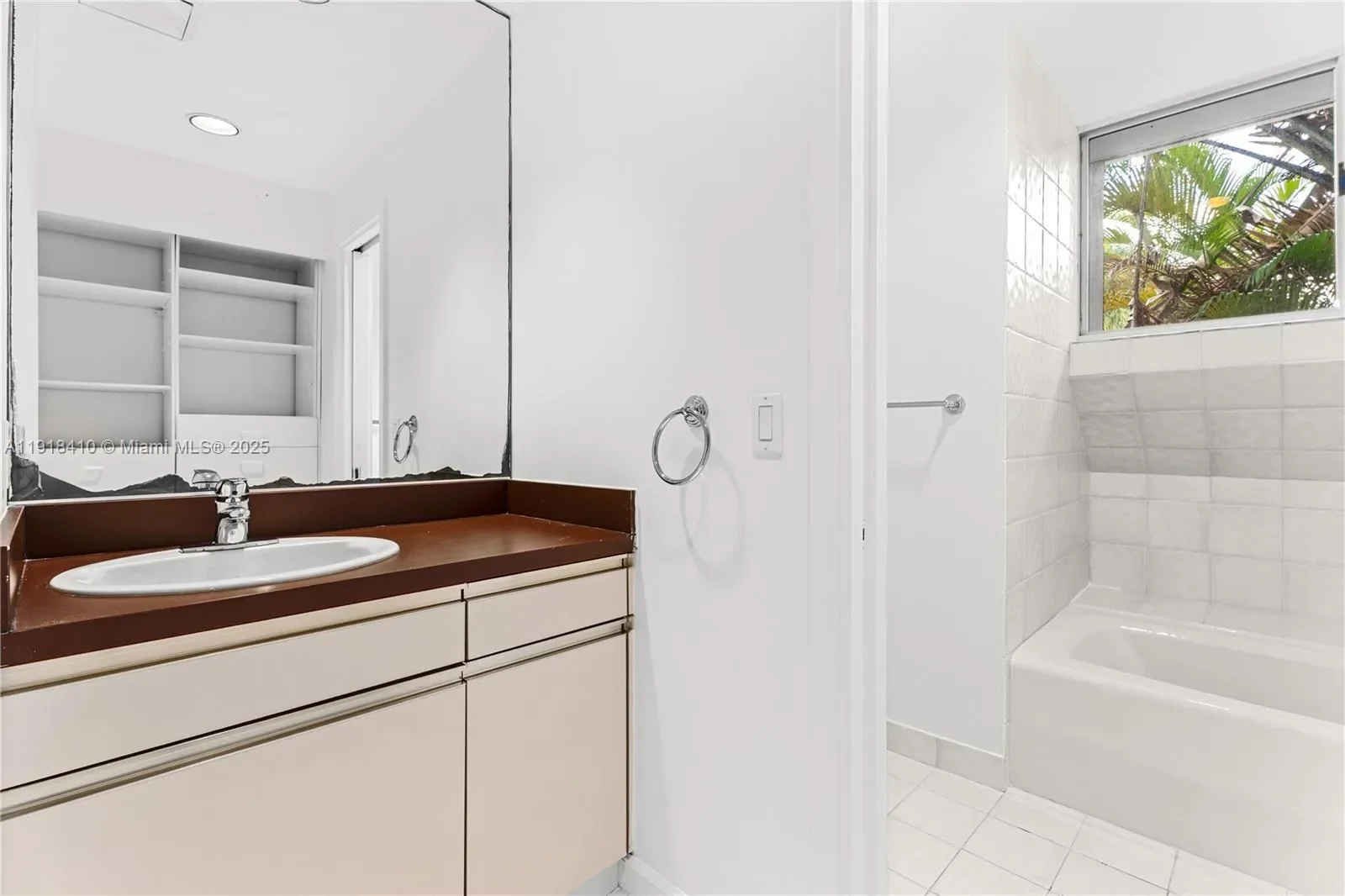 2475 S Bayshore Dr #2, Miami, Florida, United States. - Photo 26