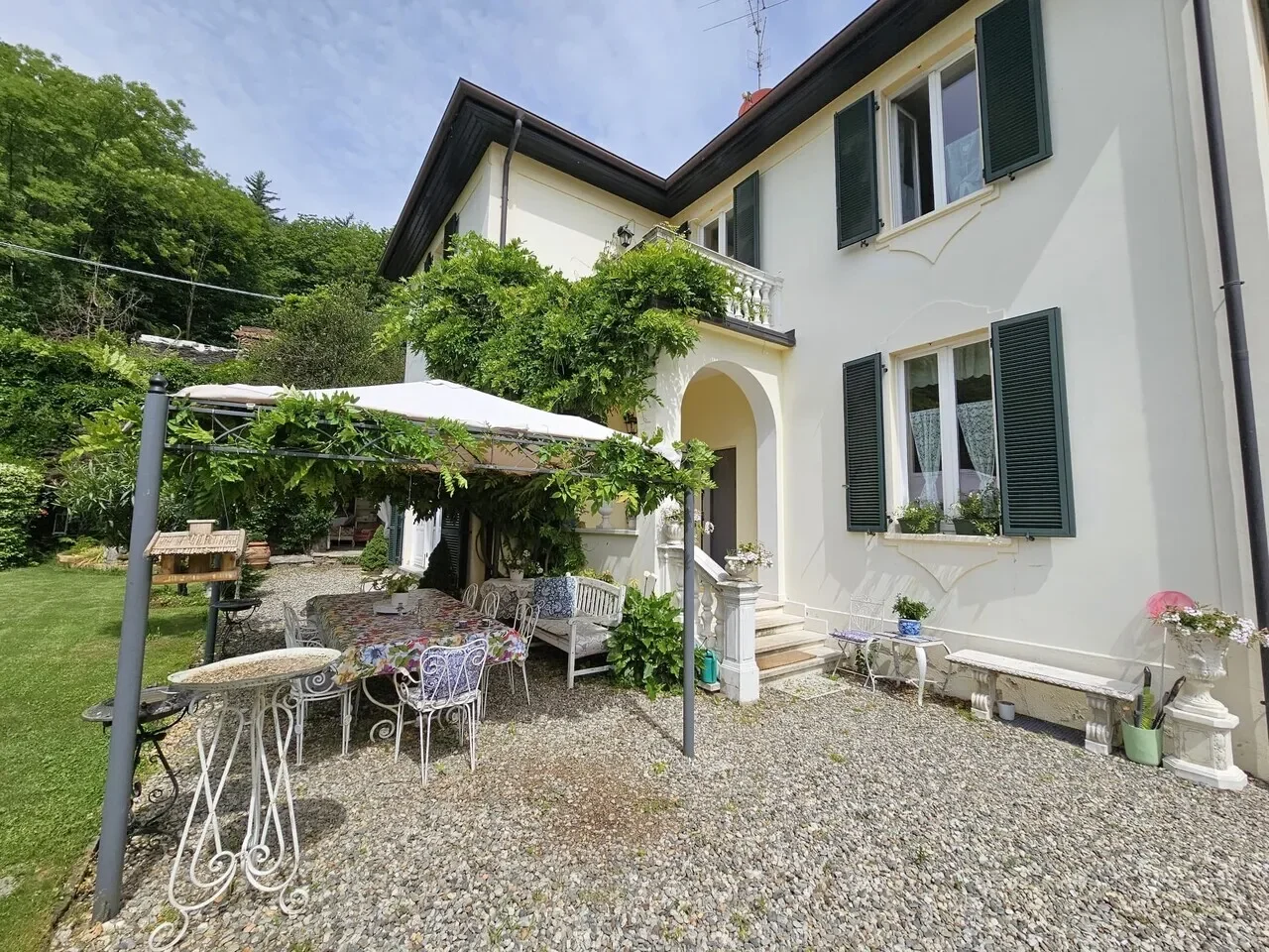 28813 Bee, Province of Verbano-Cusio-Ossola, Italy, Bee, Piedmont, Piedmont, Italy. - Photo 6