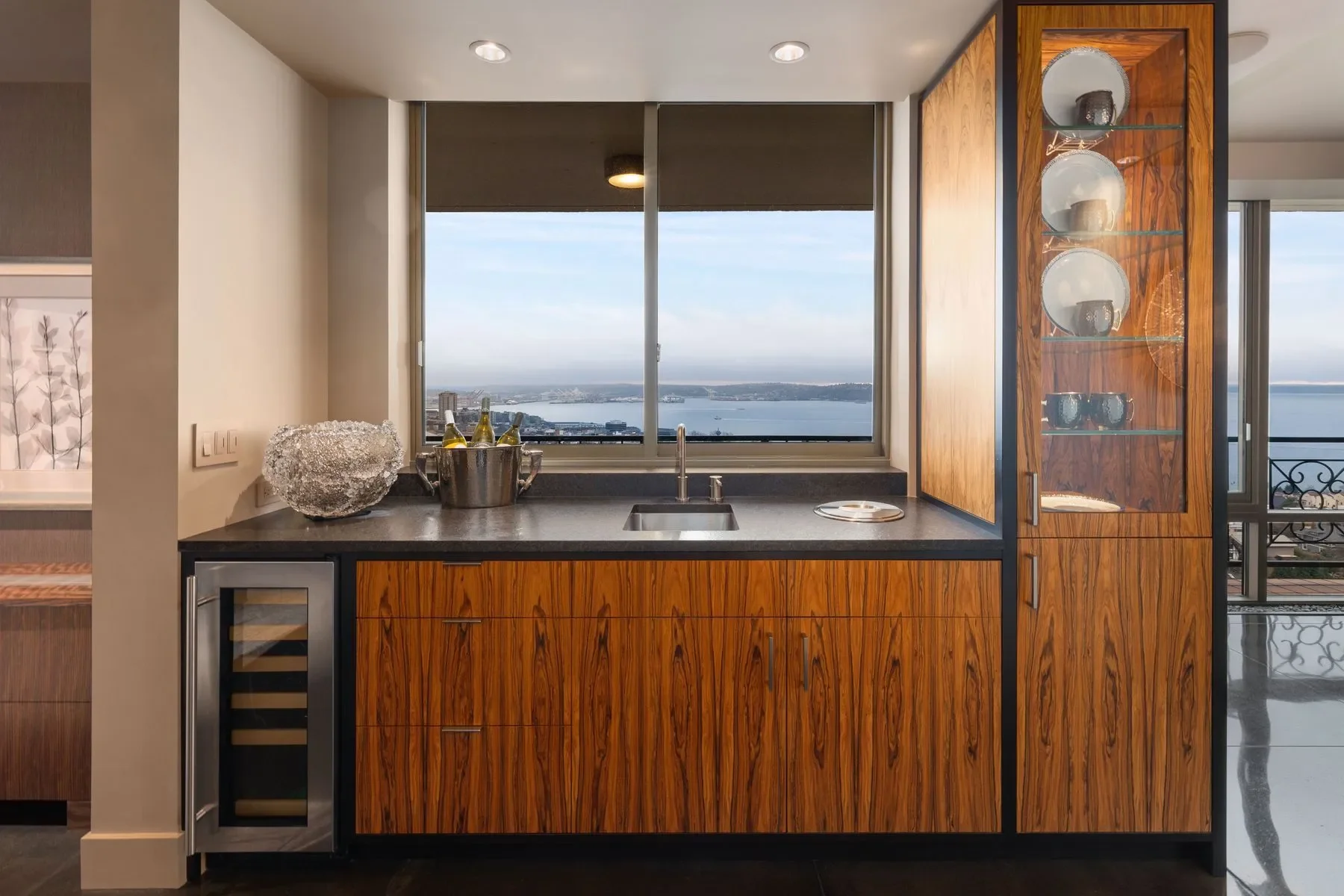 111 W Highland Dr Unit #9E & 9W, 1C , Seattle, WA 98119, Seattle, Washington, United States. - Photo 12