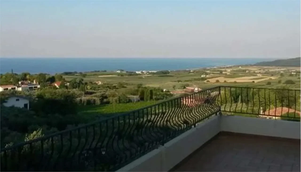 Fossacesia, Abruzzo, Italy. - Photo 5