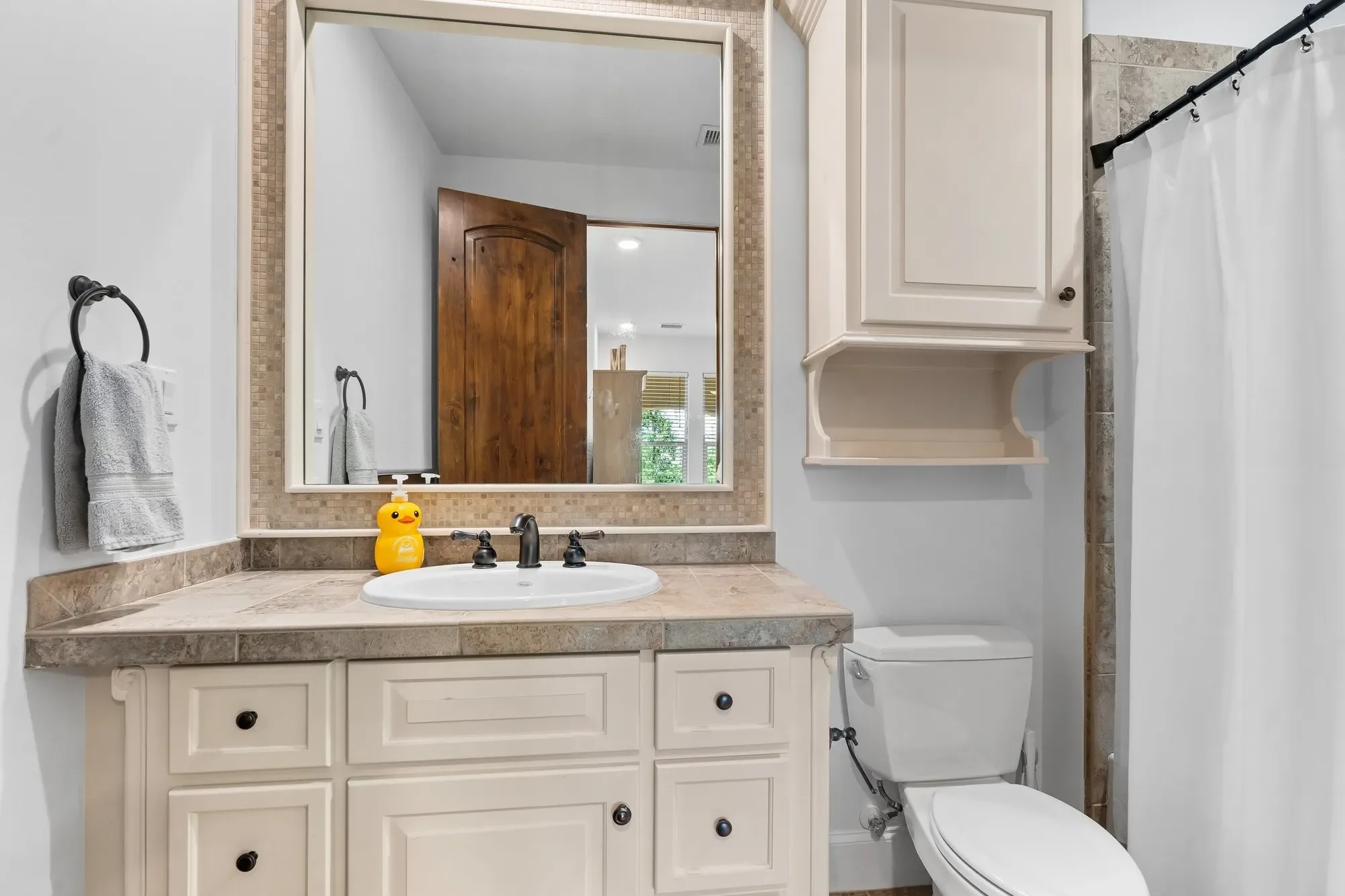 22 Johnathan Landing Court, The Woodlands, TX 77389, The Woodlands, Texas, United States. - Photo 16