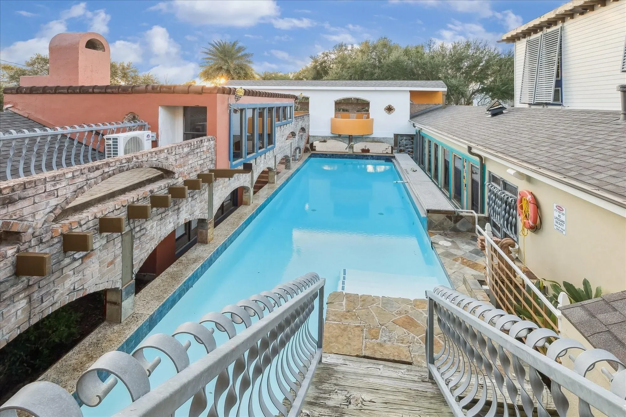 614 Pine Gully Road, Seabrook, Texas, United States. - Photo 35