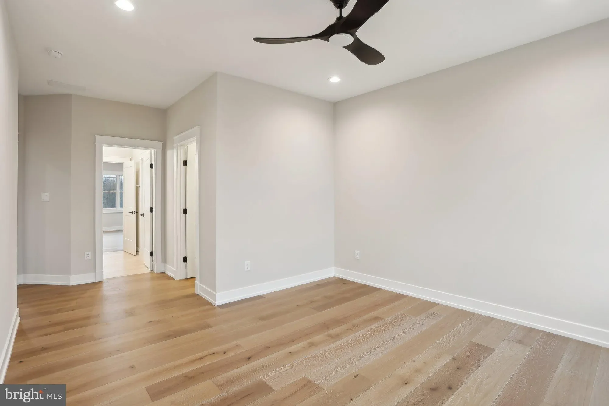 Gallery photo 11
