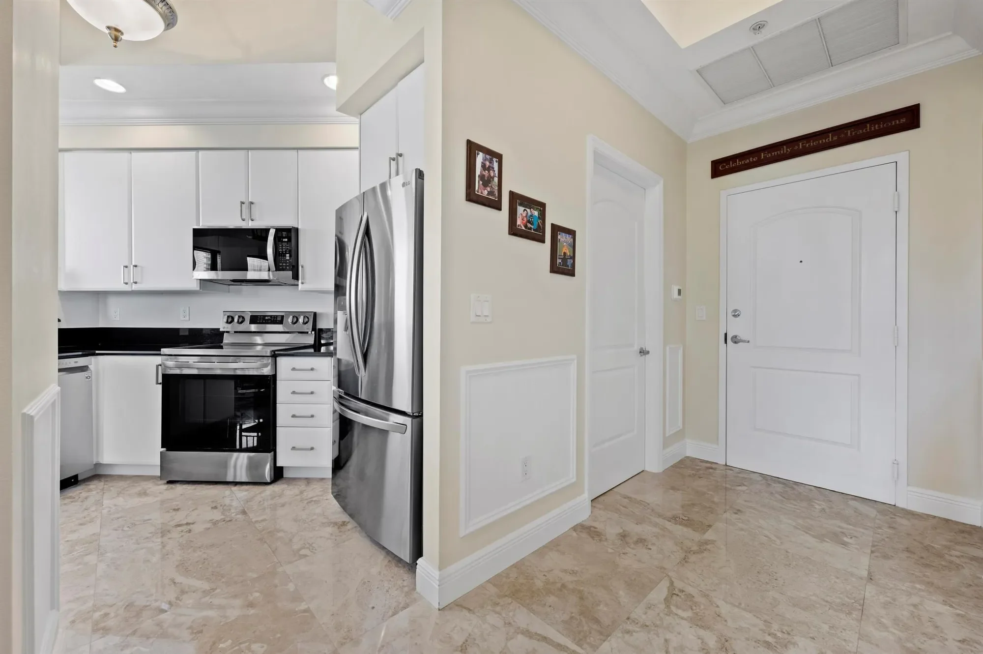 Gallery photo 10