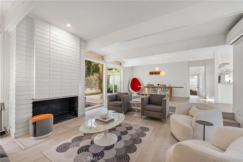 17042 Lisette, Granada Hills, CA, 91344, USA, Los Angeles, California, United States. - Photo 2