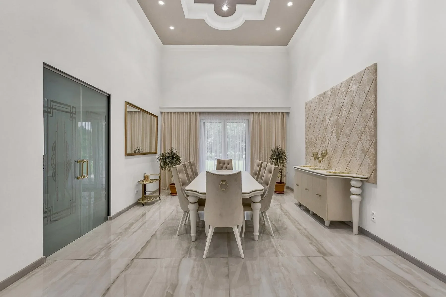 Gallery photo 6