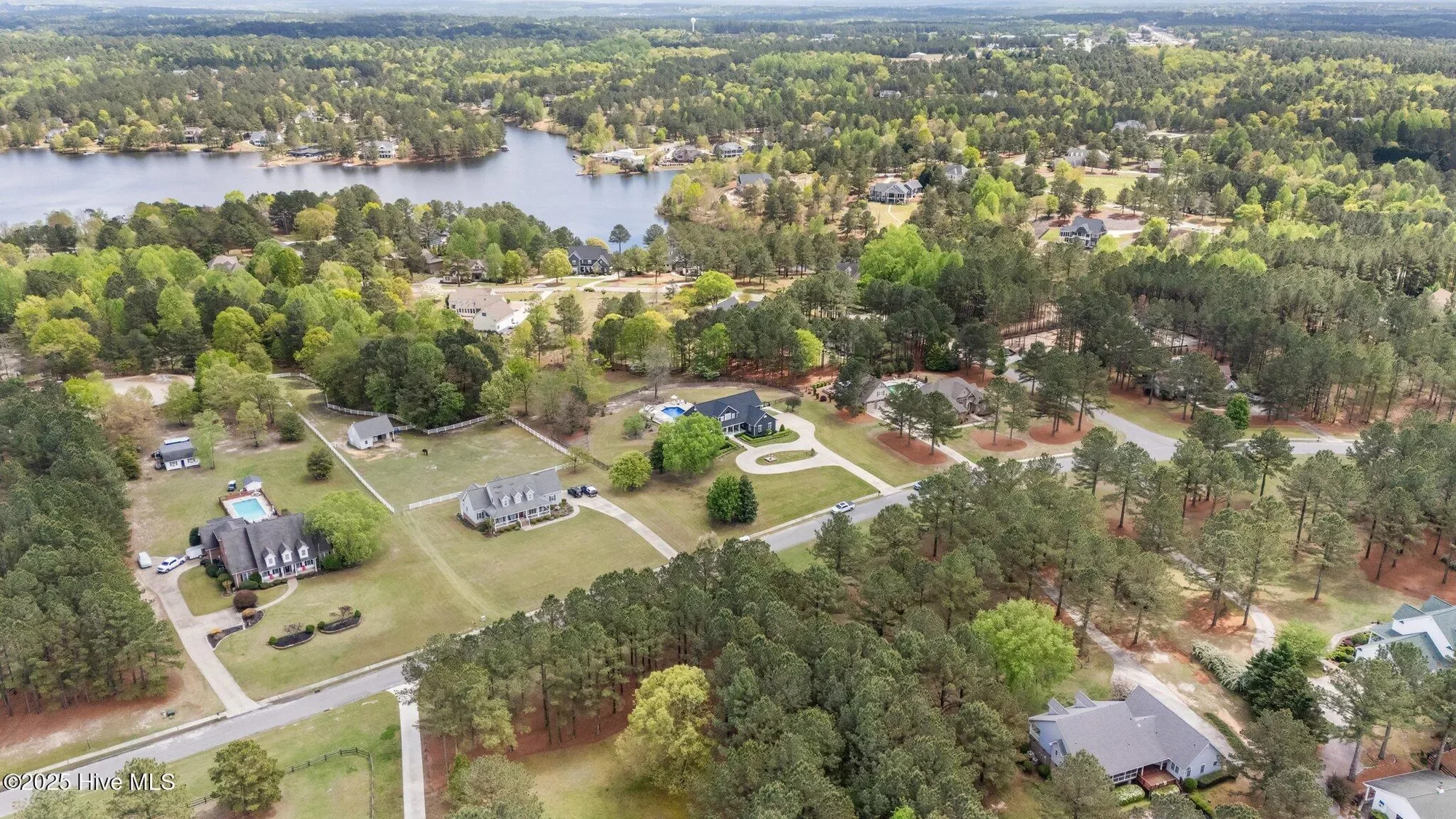 414 Mclendon Hills Drive, Seven Lakes, North Carolina, United States. - Photo 5
