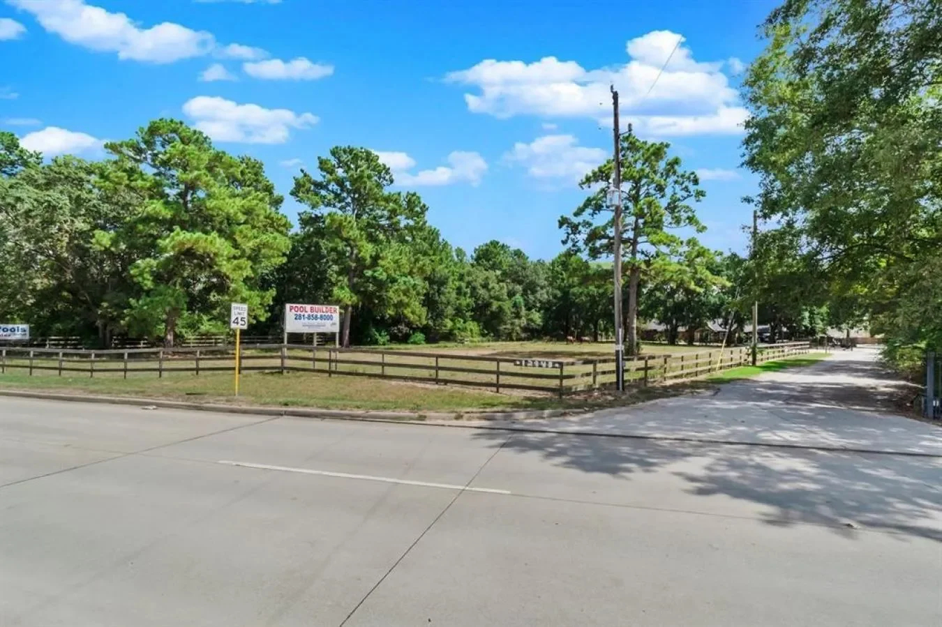 12943 Spring Cypress Road, Tomball, Texas, United States. - Photo 11