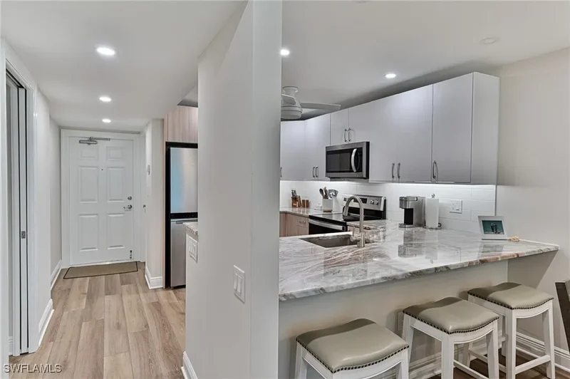 26000 Hickory Boulevard 206, Bonita Springs, Florida, United States. - Photo 14