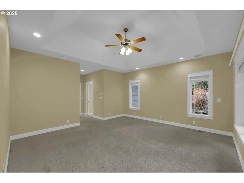 3085 Summit Sky Blvd, Eugene, OR 97405, Eugene, Oregon, United States. - Photo 28