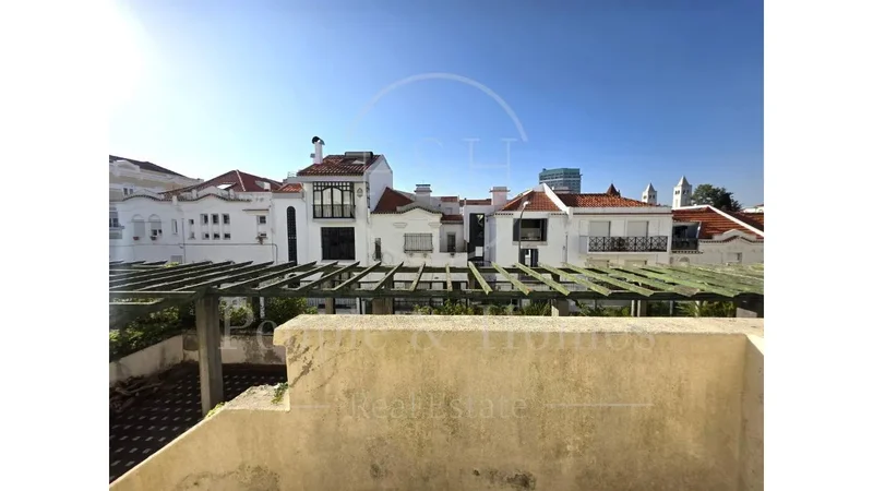 Areeiro, Lisbon, Portugal. - Photo 7