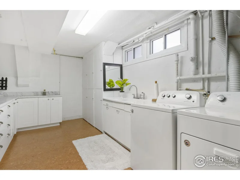 1230 Mountain, Fort Collins, CO, 80521, USA, Fort Collins, Colorado, United States. - Photo 30