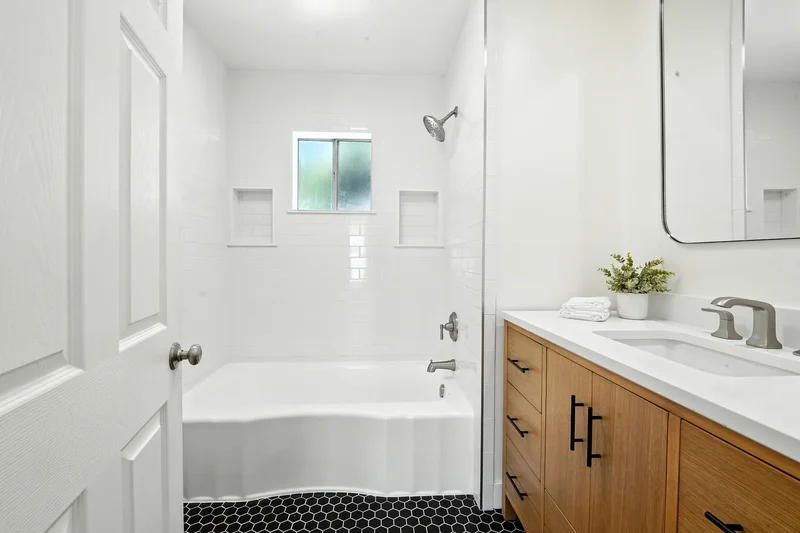 5841 Arroyo Drive, Los Angeles, CA 90042, Los Angeles, California, United States. - Photo 35