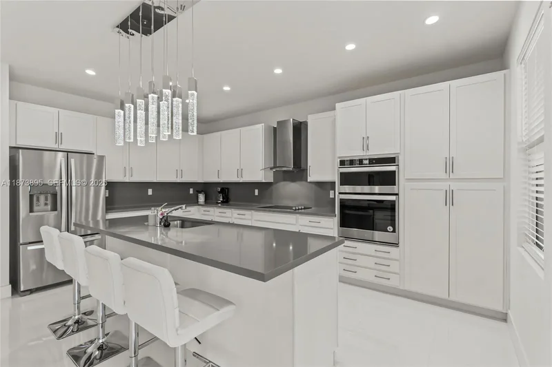 14841 SW 39th Ter, West Miami, Florida, United States. - Photo 27