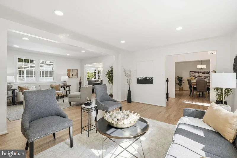 10431 Headly Ct, Fairfax, VA 22032, Fairfax, Virginia, United States. - Photo 15