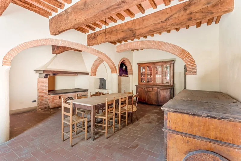 Villa storica in vendita a Cascina