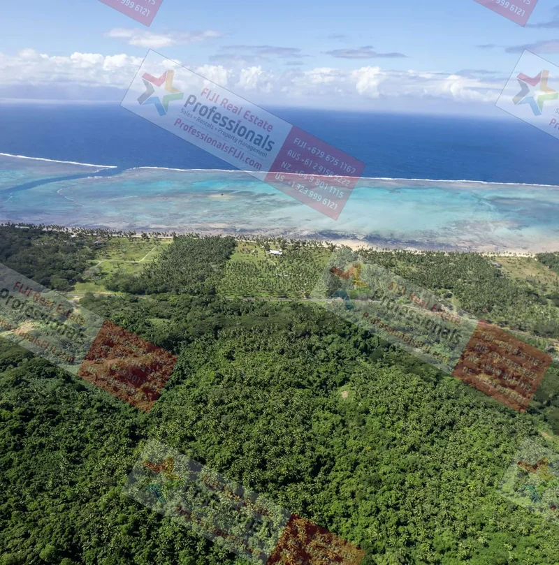 Tacilevu, Northern Division, Fiji. - Photo 17