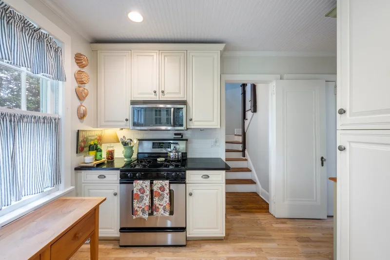 83 Sunnyside Drive, Yonkers, NY 10705, Yonkers, New York, United States. - Photo 12