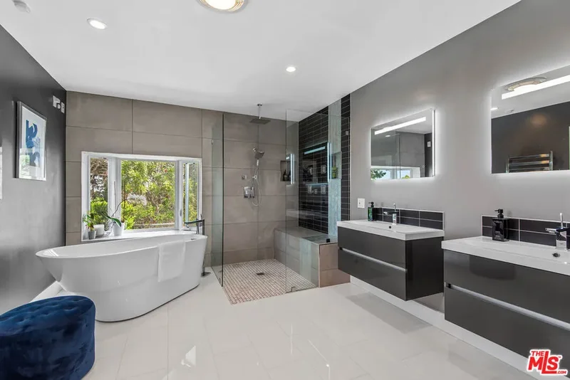 14652 Deervale Place, Los Angeles, California, United States. - Photo 5