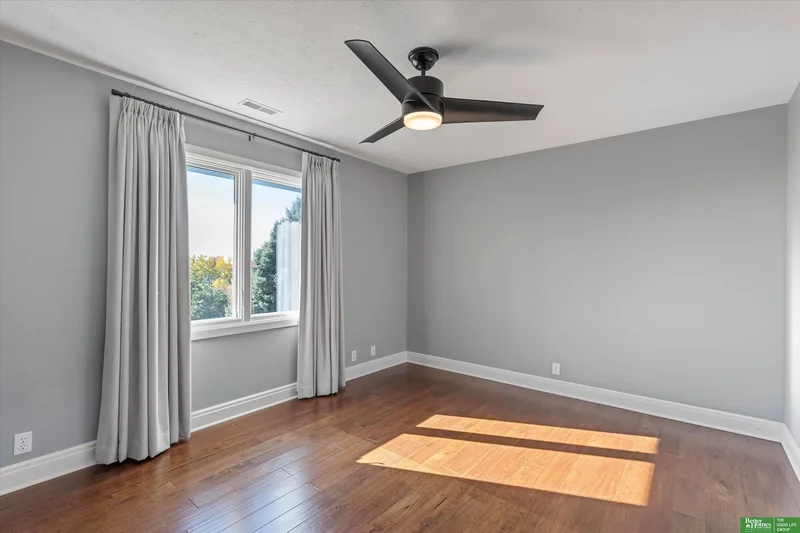 2215 S 181st Circle, Omaha, NE 68130, Omaha, Nebraska, United States. - Photo 32