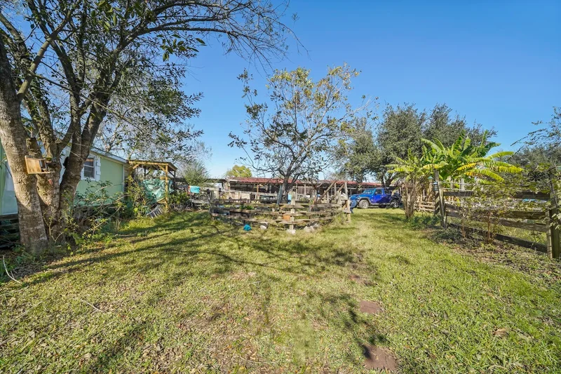 6119 Koeblen Road, Richmond, TX 77469, Rosenberg, Texas, United States. - Photo 9
