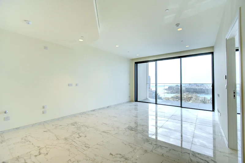 Lovely High Floor Apartment