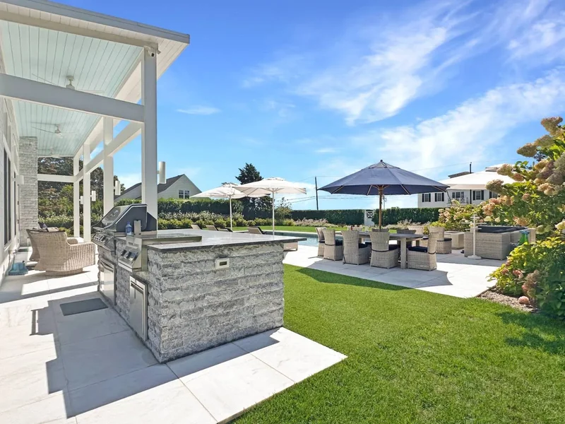 55 Peconic Avenue, Shelter Island Heights, New York, United States. - Photo 25