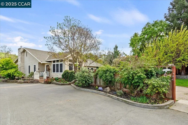 1101 North Gate Road, Walnut Creek, California, United States. - Photo 25