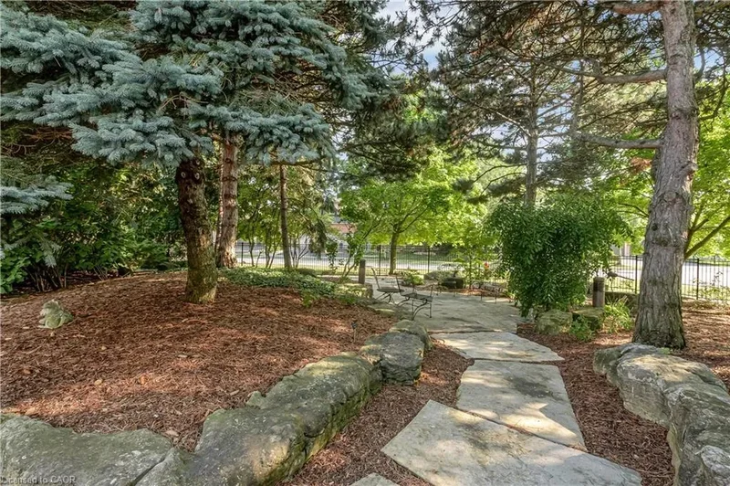 8 Lochside Drive, Stoney Creek, ON L8E 5T6, Hamilton, Ontario, Canada. - Photo 19